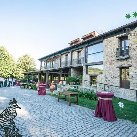 Otel Ruralis Pena Del Alba