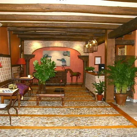 Rural Pena Del Alba 5*