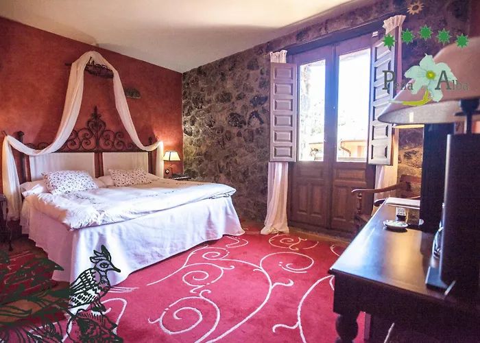 Hotel Rural Pena Del Alba 5*