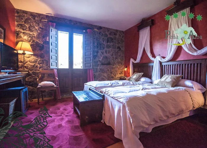 Rural Pena Del Alba 5*