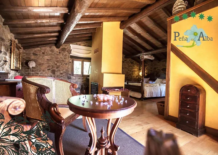 Rural Pena Del Alba Hotel