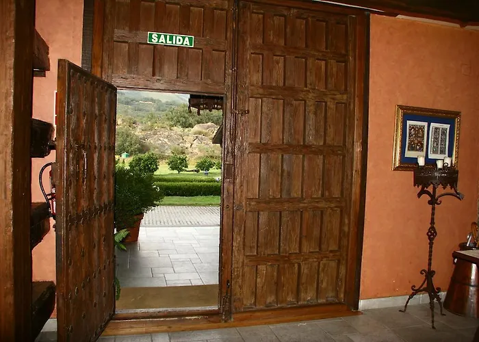 Rural Pena Del Alba Hotel